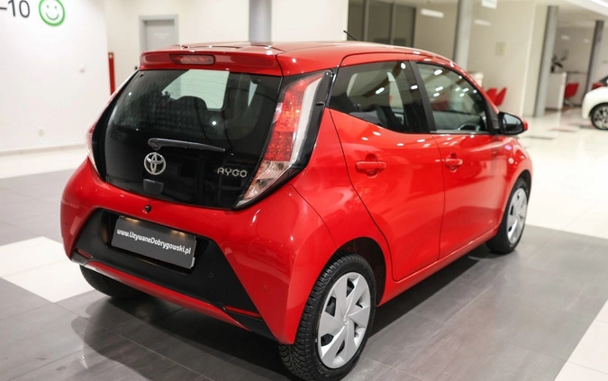 Toyota Aygo cena 38850 przebieg: 56102, rok produkcji 2015 z Świeradów-Zdrój małe 596